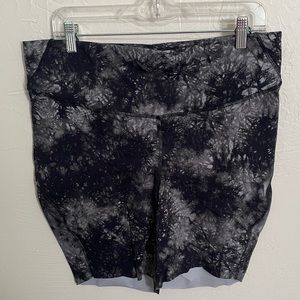 Lululemon Base Pace High-Rise Short 8” in Ink Vapor Ice Grey